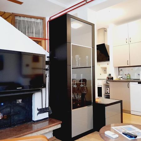Apartment Mila With Jacuzzi Spa Pula Dış mekan fotoğraf