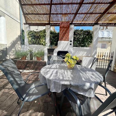 Apartment Mila With Jacuzzi Spa Pula Dış mekan fotoğraf