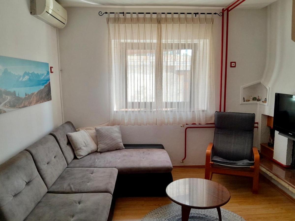 Apartment Mila With Jacuzzi Spa Pula Dış mekan fotoğraf